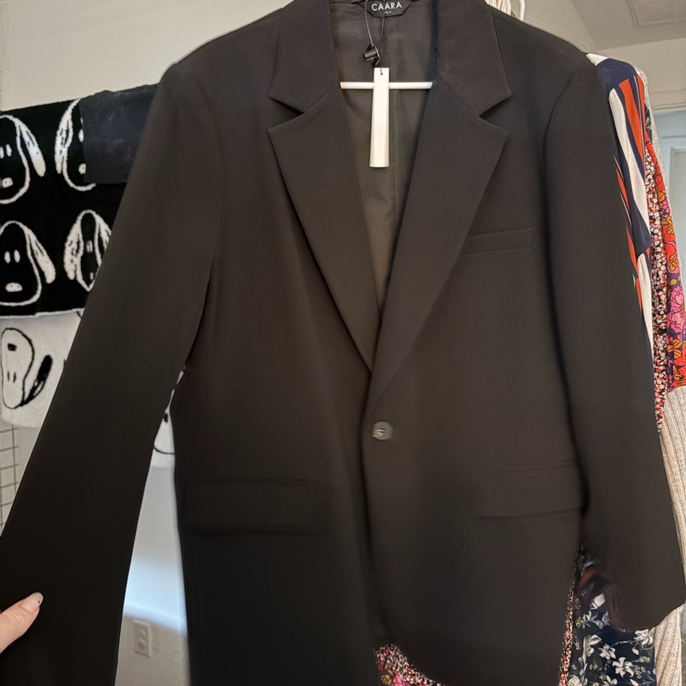 Caraa Women's Black Blazer